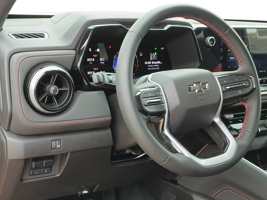 New 2025 Chevrolet Colorado Z71 AWD/4WD image 18