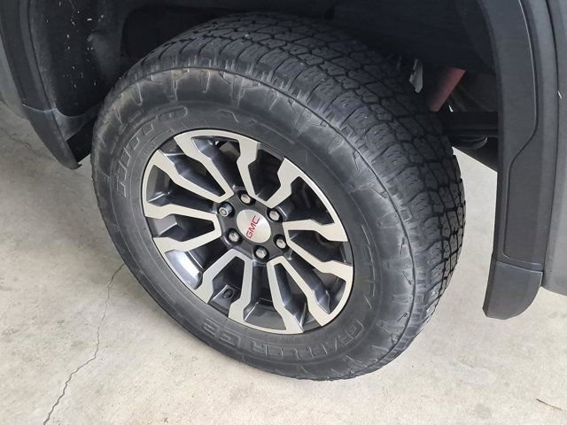 Used 2019 GMC Sierra 1500 AT4 w/ AT4 Premium Package image 6