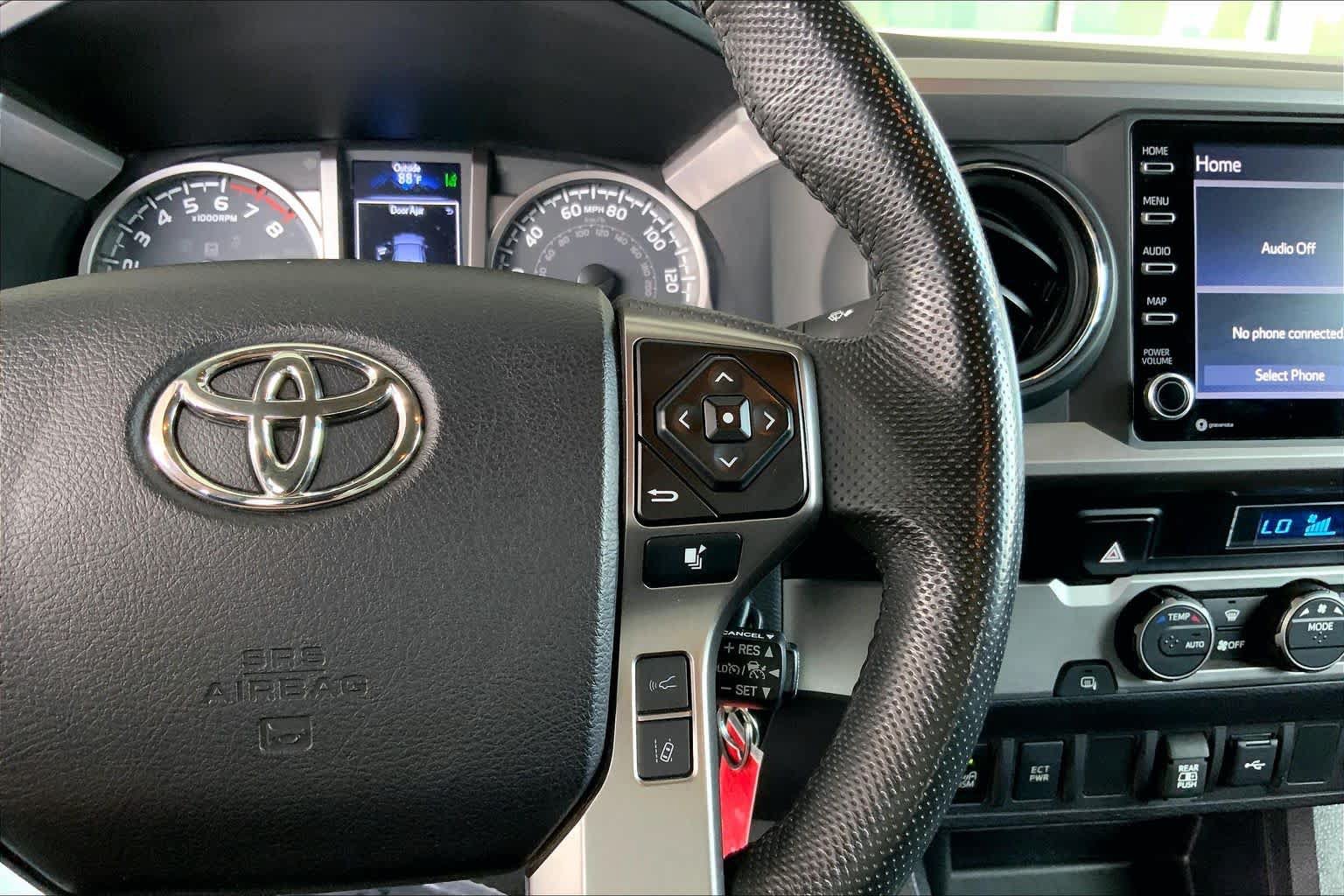 Used 2022 Toyota Tacoma SR5 w/ Technology Package RWD image 25