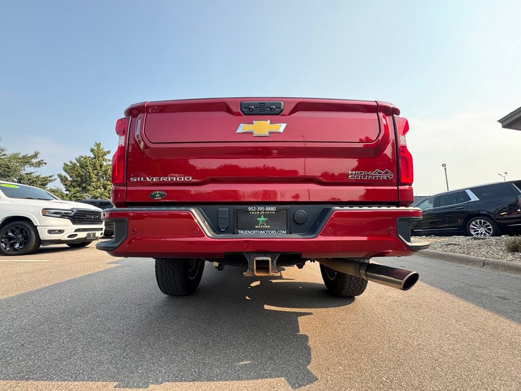 Used 2022 Chevrolet Silverado 2500 High Country AWD/4WD image 11