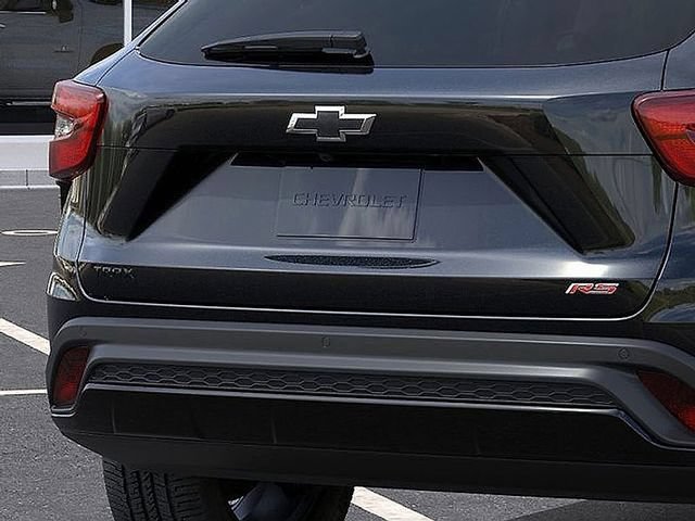 New 2026 Chevrolet Trax RS w/ Driver Confidence Package FWD image 16