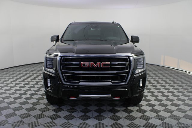Used 2023 GMC Yukon AT4 w/ Technology Package image 32