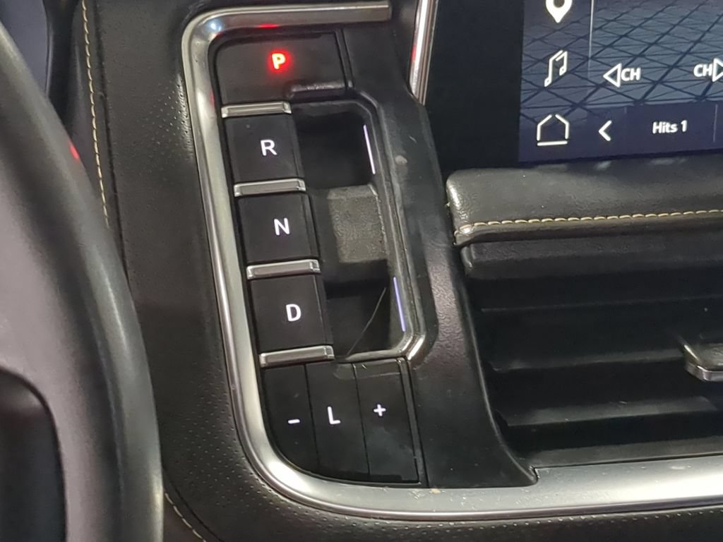 Used 2023 GMC Yukon SLT w/ SLT Premium Package AWD/4WD image 36