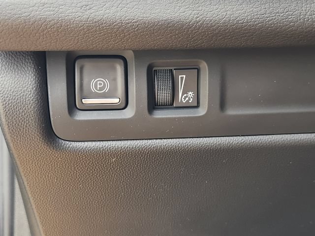 Used 2024 Cadillac XT4 Luxury FWD image 21