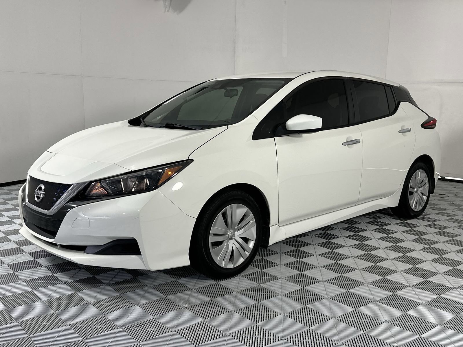 Used 2021 Nissan Leaf S w/ S Charge Package FWD image 4