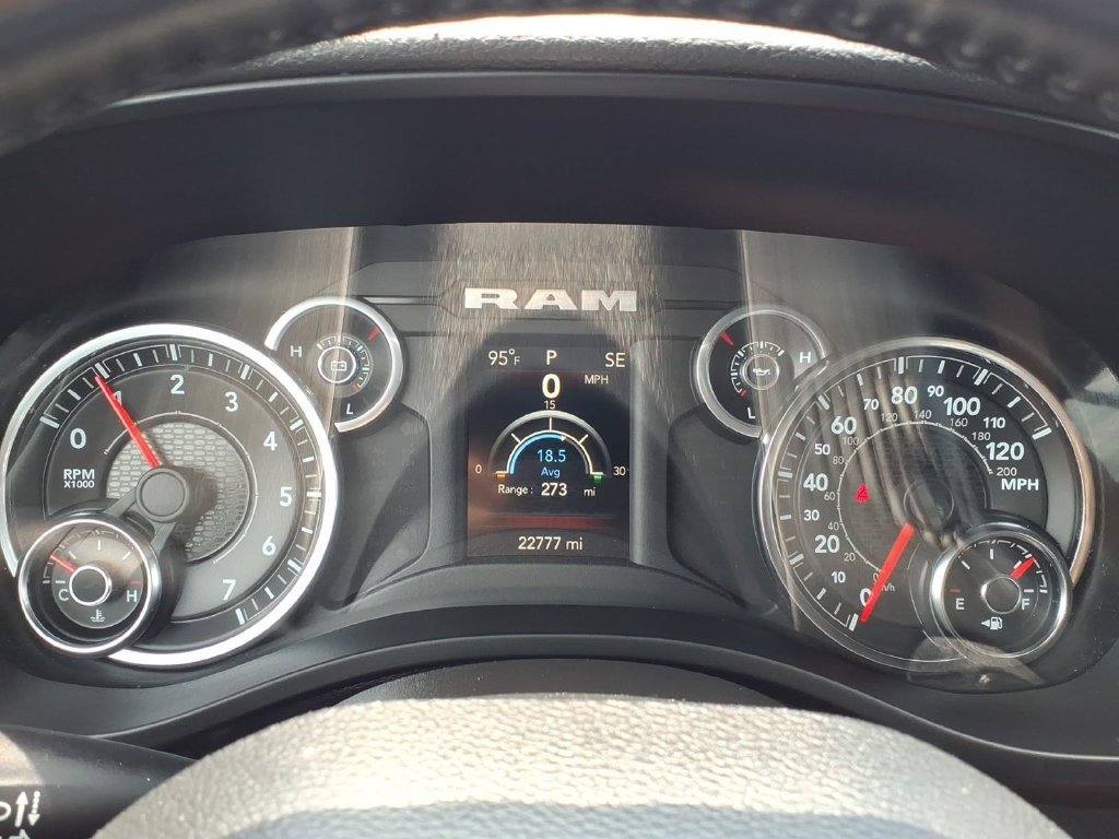 Used 2023 RAM 1500 Big Horn AWD/4WD image 6