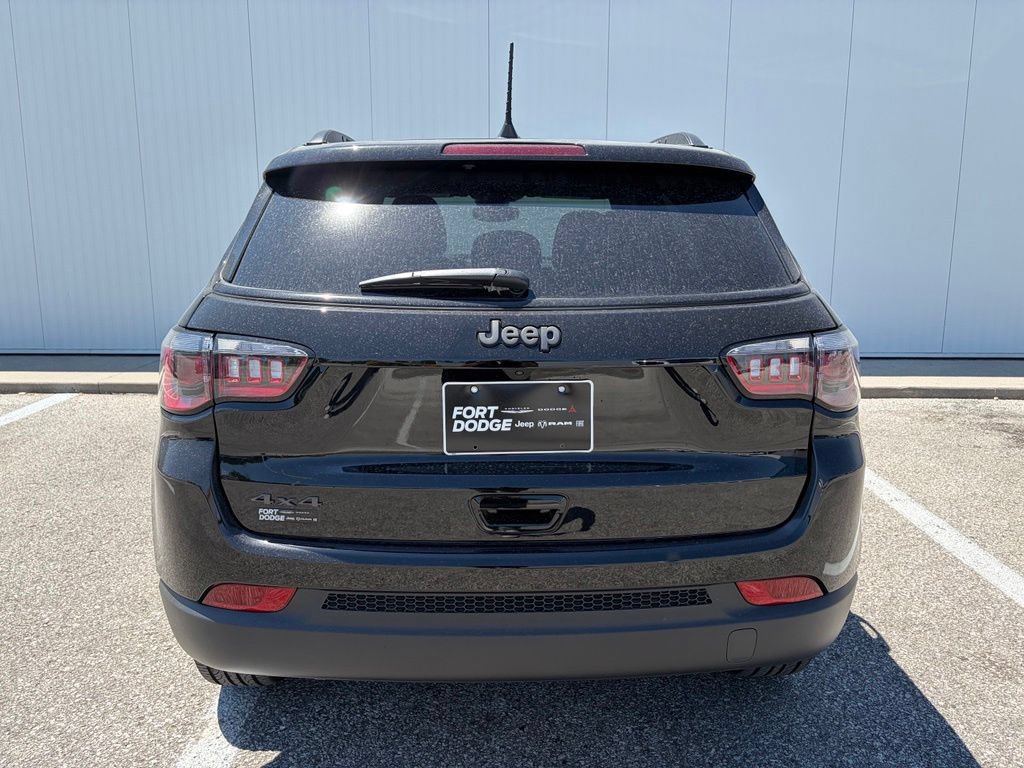 New 2026 Jeep Compass Latitude AWD/4WD image 5