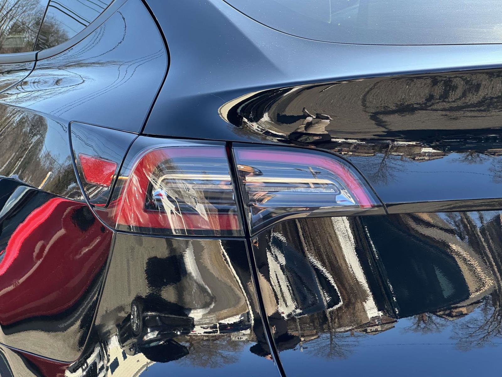 Used 2021 Tesla Model Y Long Range AWD/4WD image 10