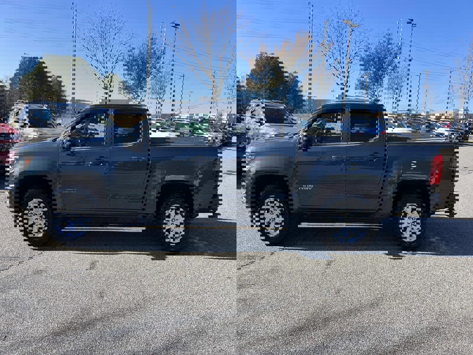 Used 2019 Chevrolet Colorado LT w/ LT Convenience Package image 4