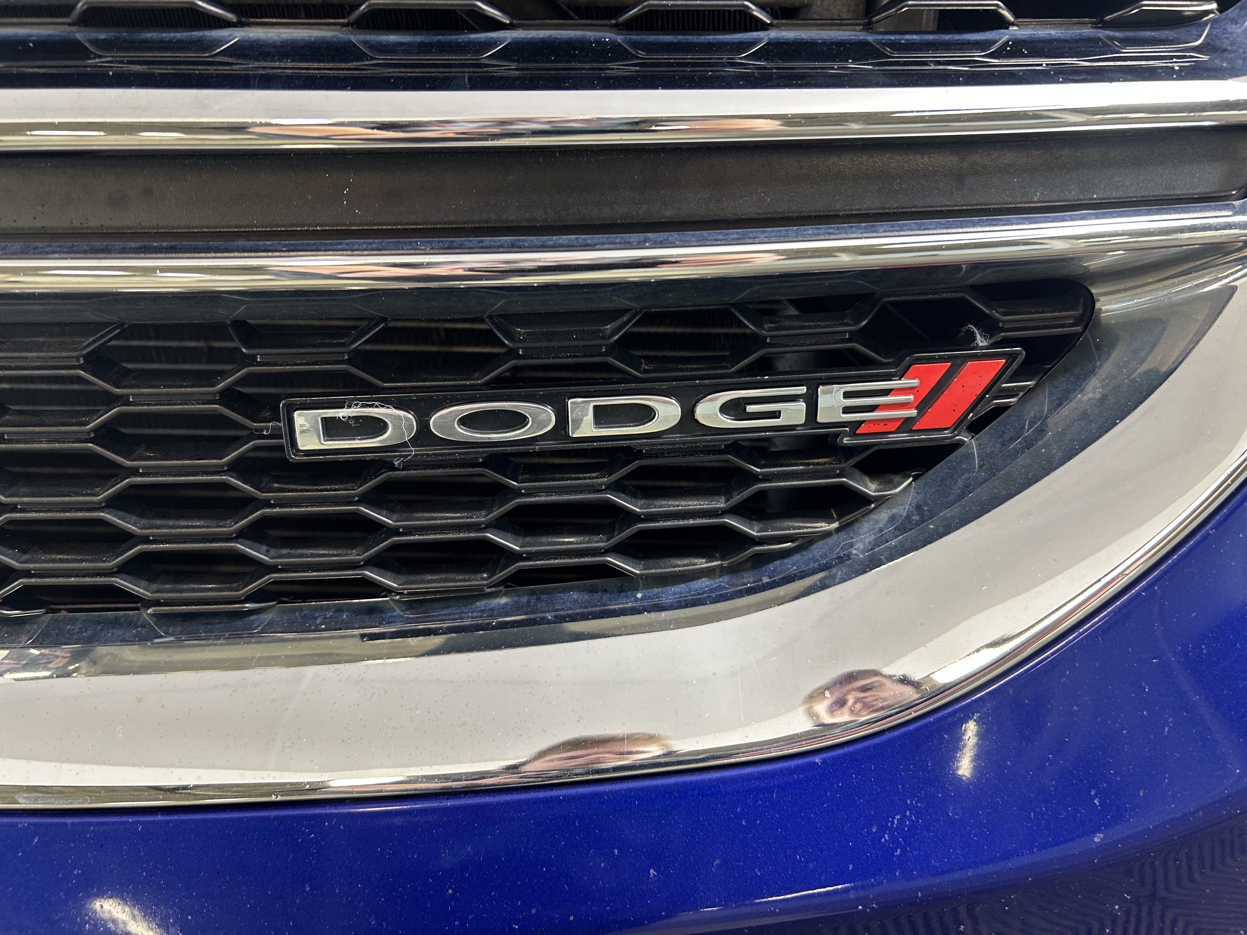 Used 2019 Dodge Grand Caravan SE w/ UConnect Hands-Free Group FWD image 7