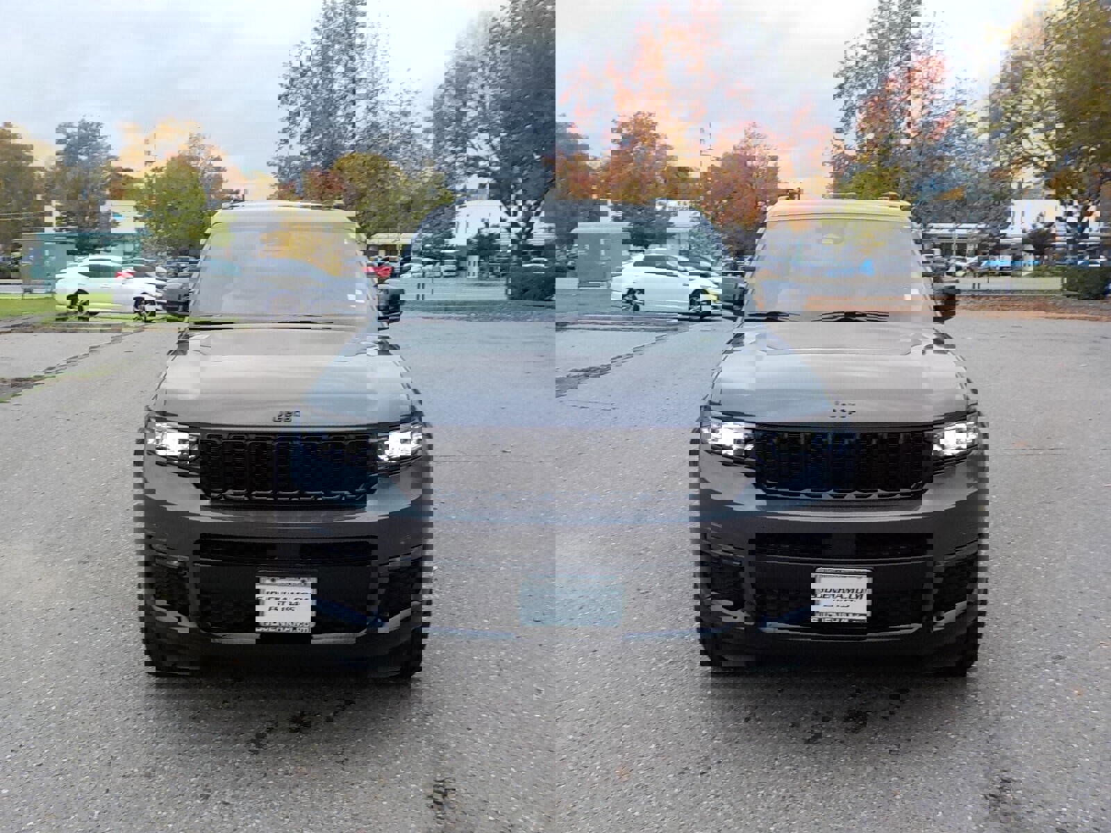 New 2025 Jeep Grand Cherokee L Limited w/ Black Appearance Package image 17