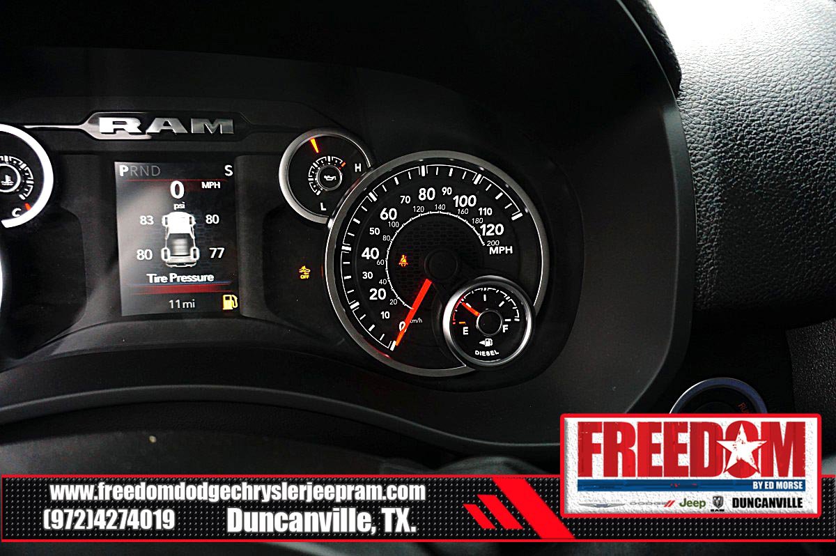New 2026 RAM 2500 Tradesman AWD/4WD image 31