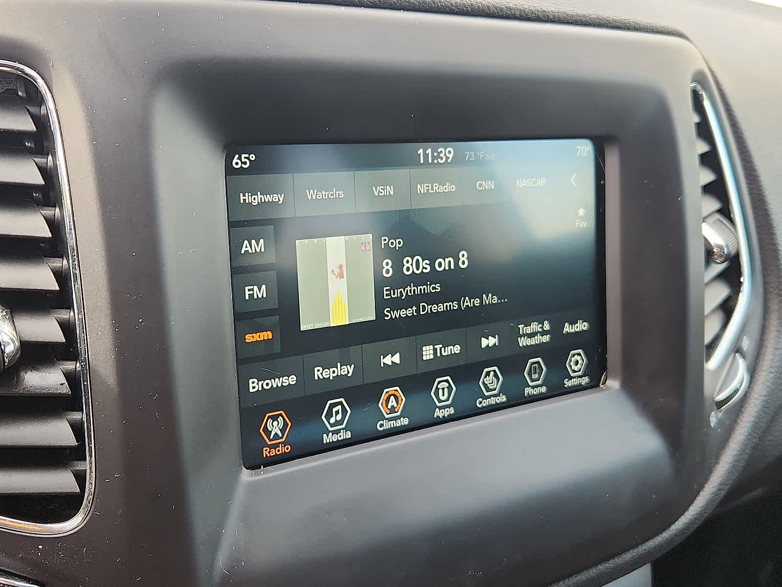 Used 2019 Jeep Compass Latitude w/ Popular Equipment Group image 18