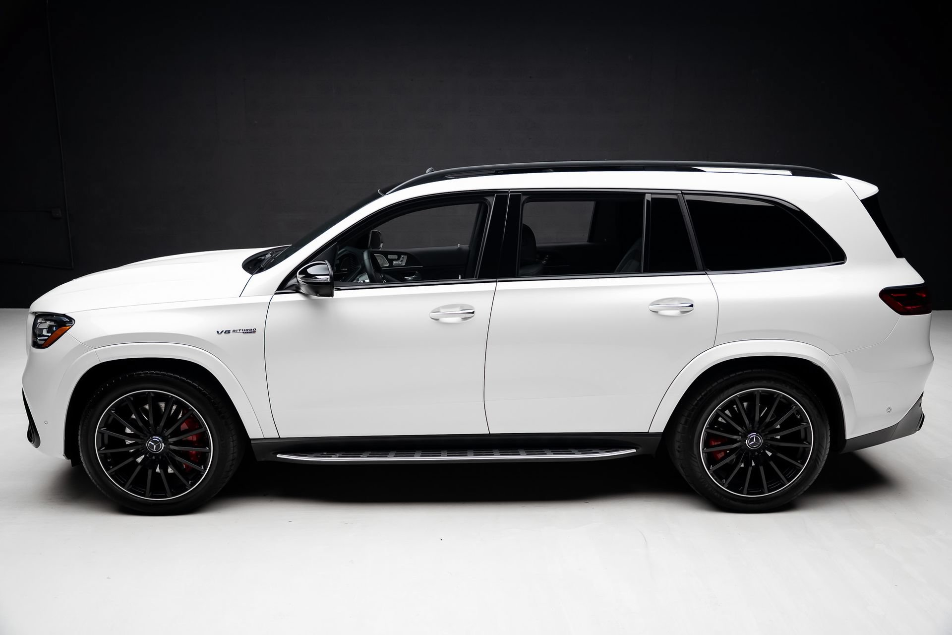 Used 2024 Mercedes-Benz GLS 63 AMG 4MATIC w/ AMG Night Package image 18