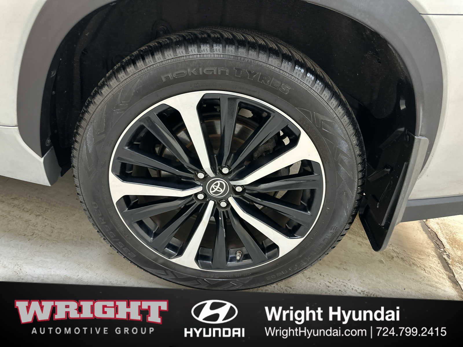 Used 2022 Toyota Highlander XSE image 8