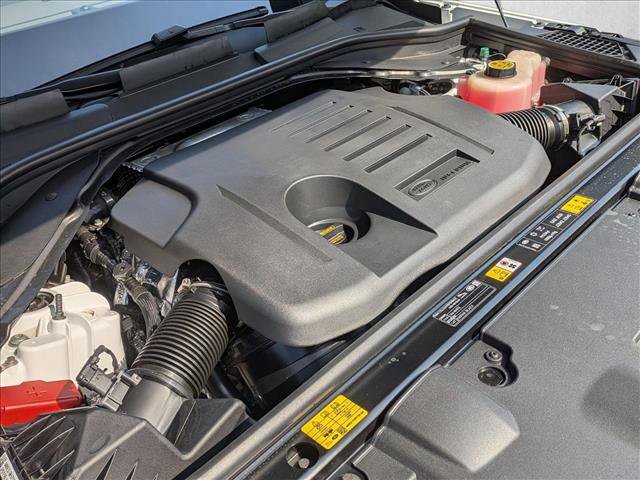 Used 2025 Land Rover Range Rover Long Wheelbase SE image 25