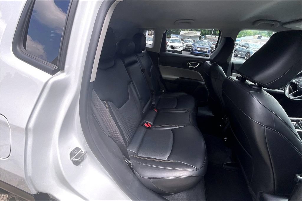 Used 2022 Jeep Compass Limited AWD/4WD image 26