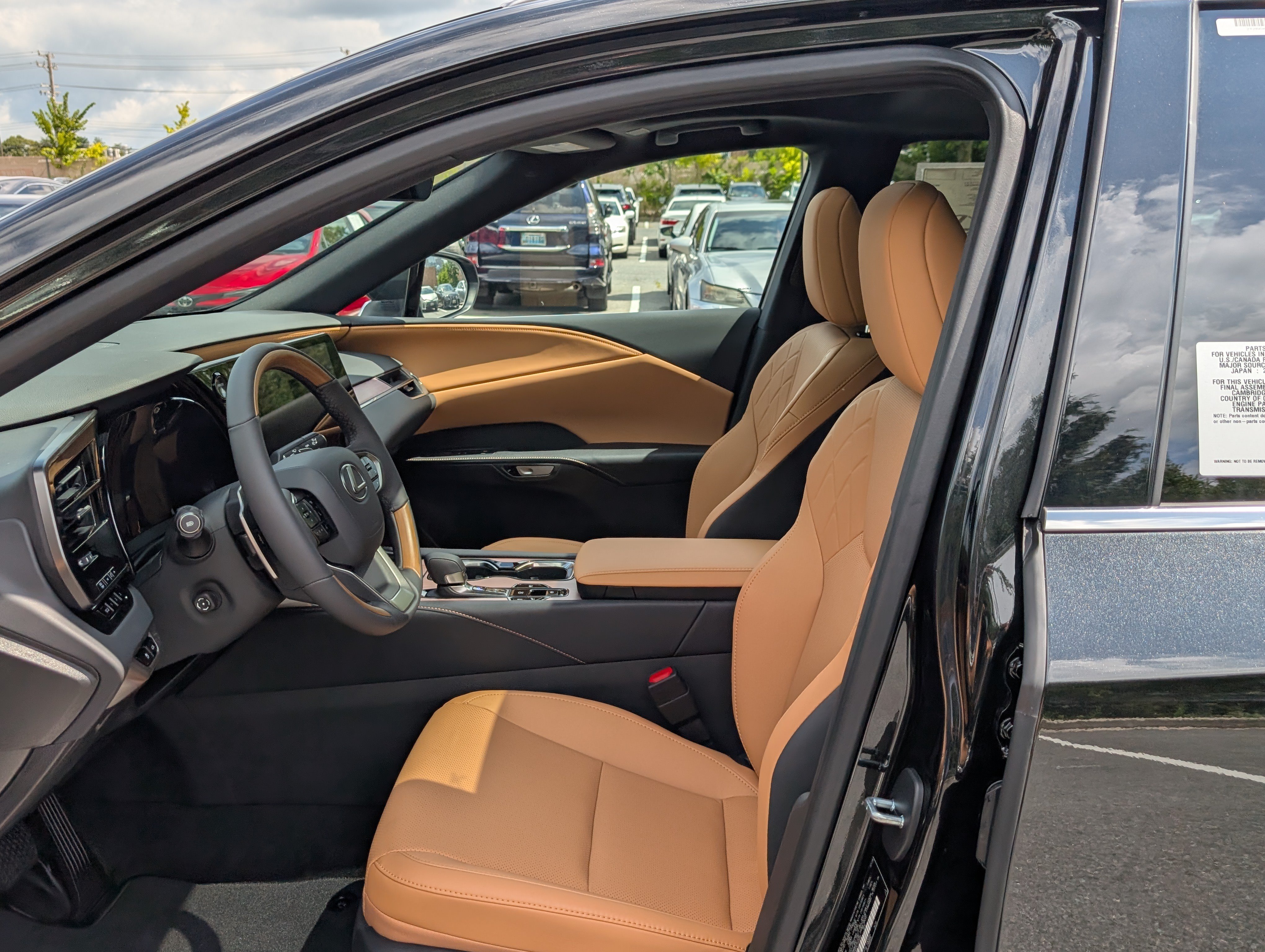 New 2026 Lexus RX 350h w/ Accessory Package (Z1) AWD/4WD image 12