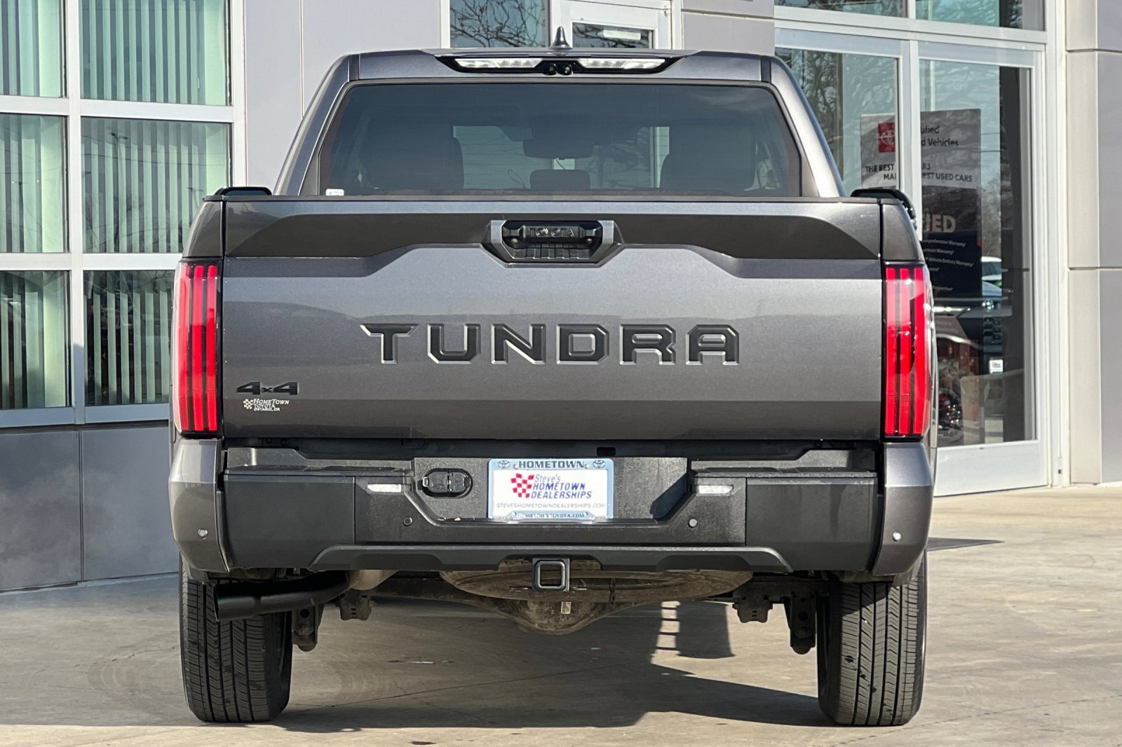 Used 2024 Toyota Tundra Limited image 5