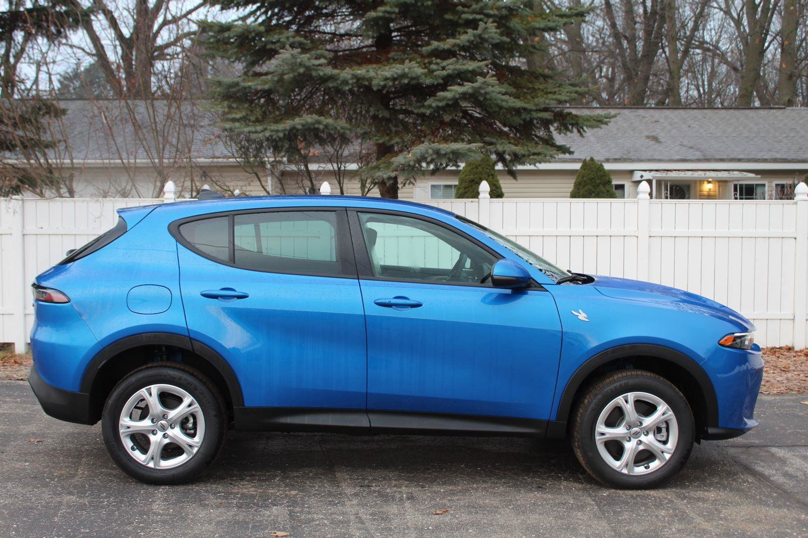 Used 2024 Dodge Hornet GT AWD/4WD image 2