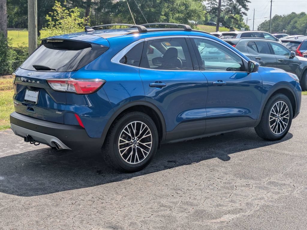 Used 2022 Ford Escape Titanium w/ Class II Trailer Tow Package FWD image 6