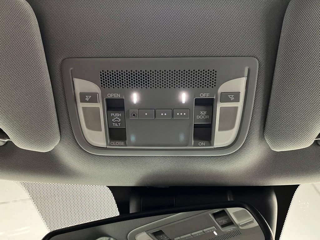 Used 2020 Acura ILX FWD image 9