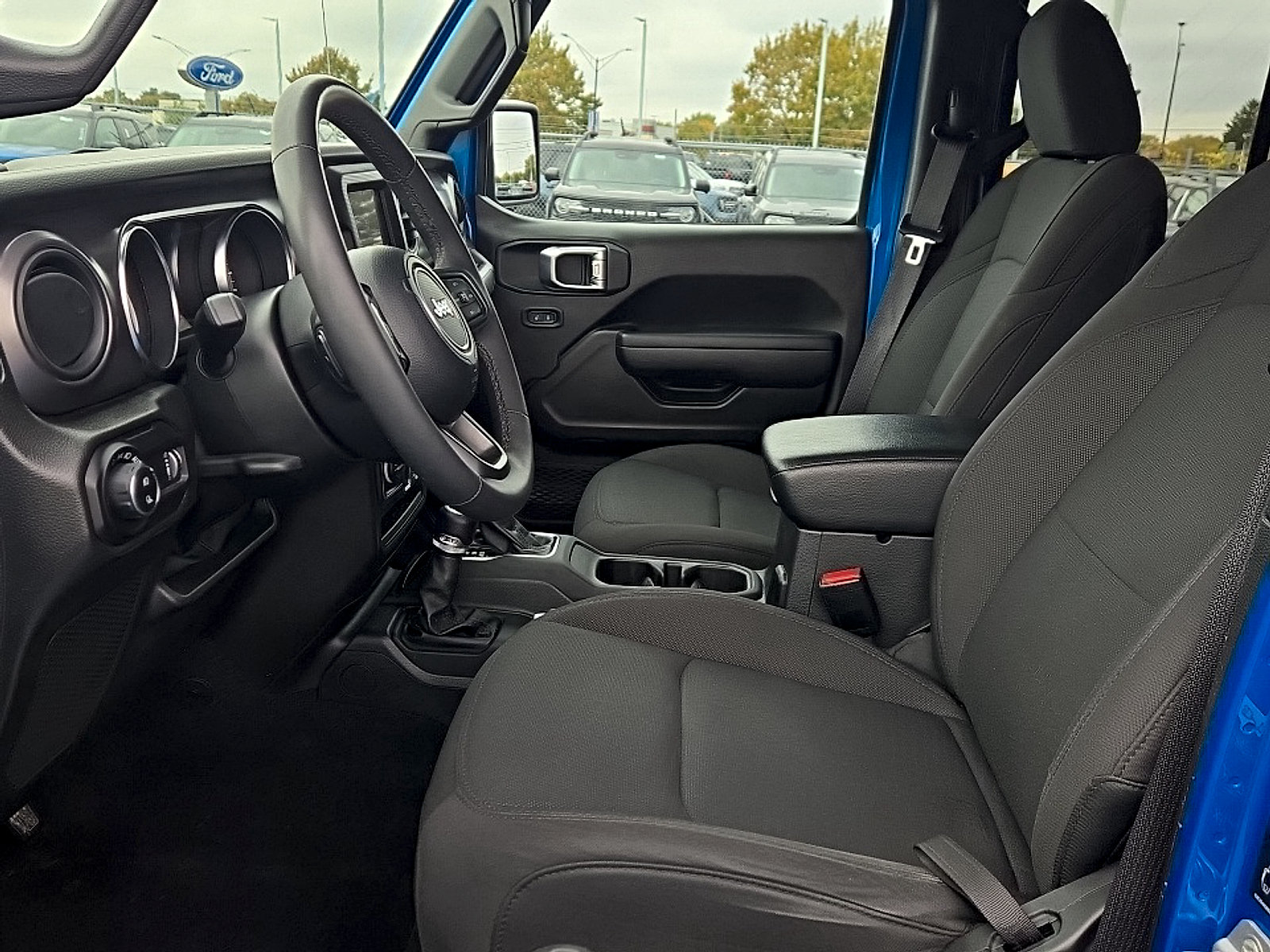 Used 2023 Jeep Gladiator Sport AWD/4WD image 11