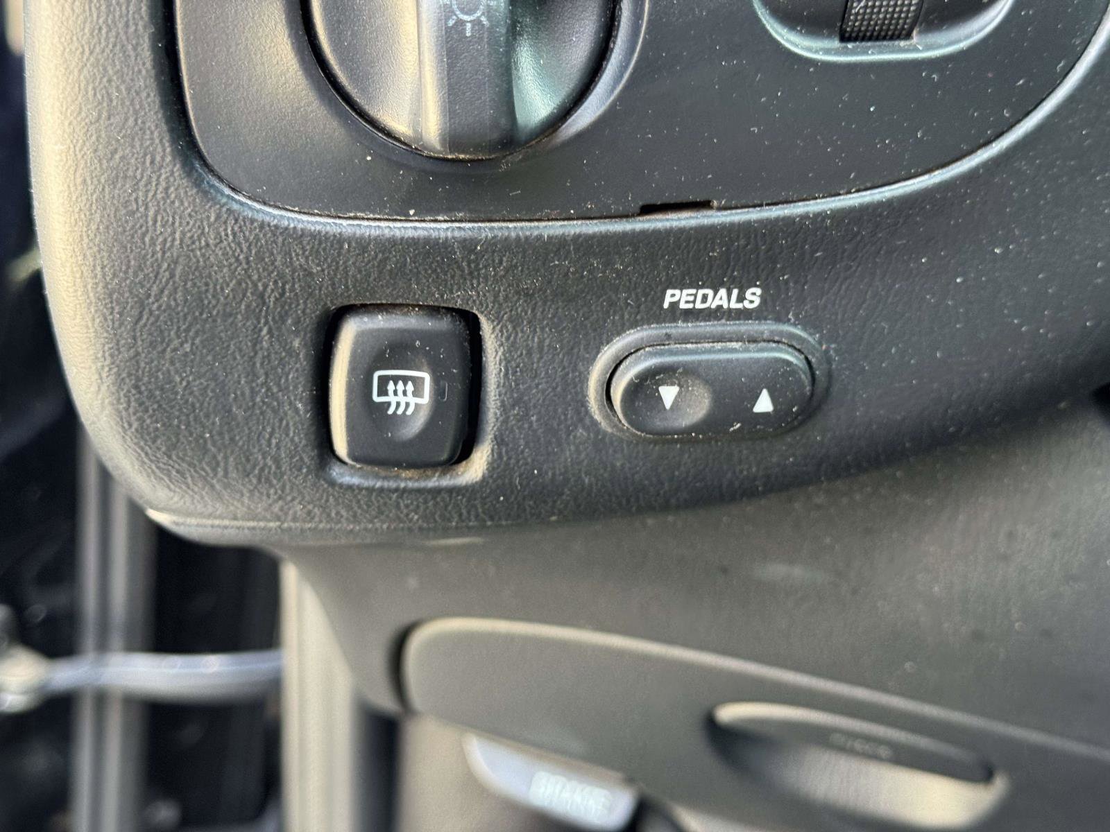 Used 2002 Lincoln Blackwood image 20