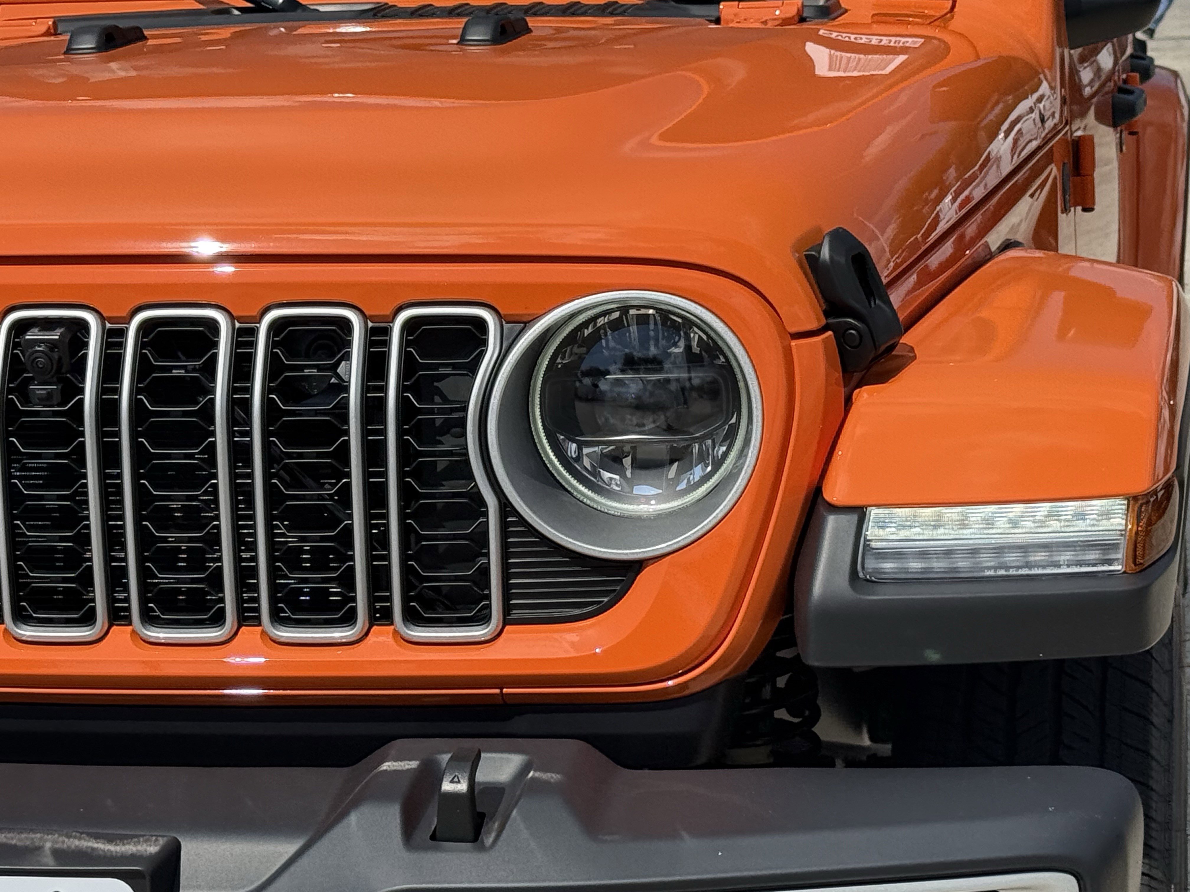 New 2025 Jeep Wrangler Sahara image 8