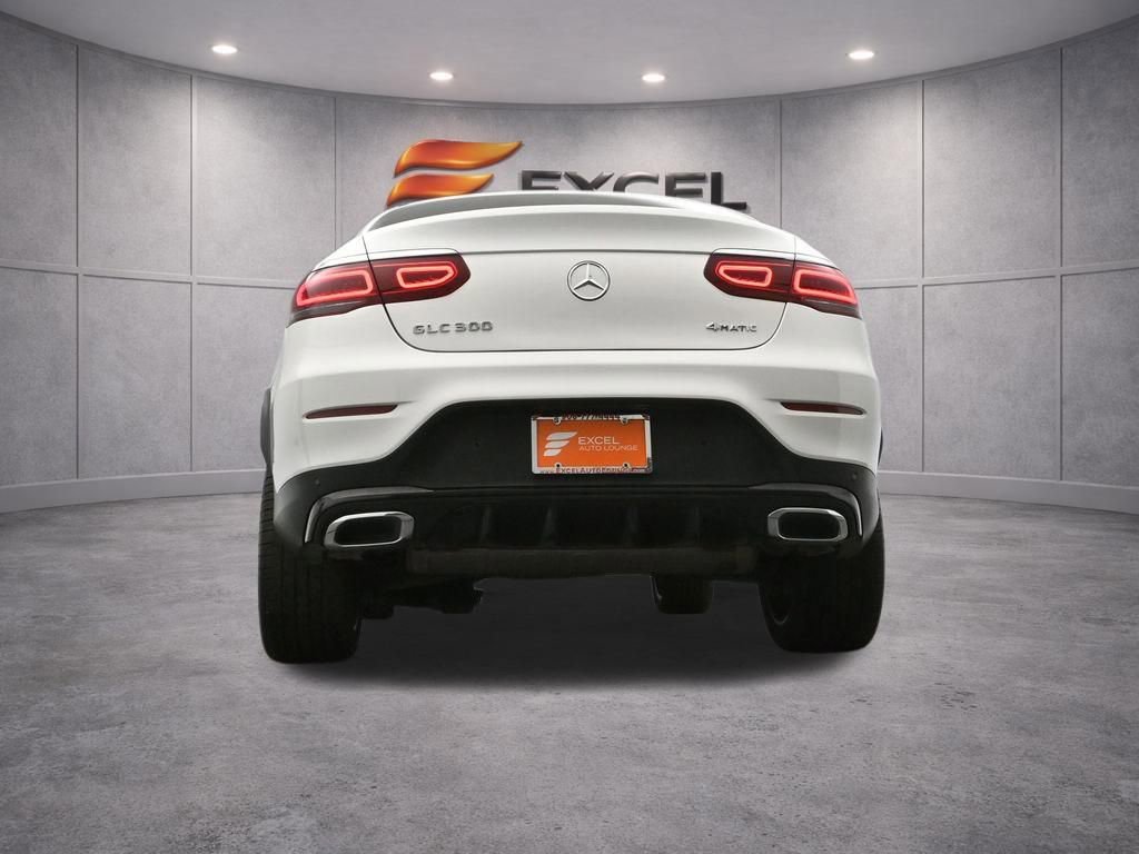 Used 2023 Mercedes-Benz GLC 300 4MATIC Coupe image 41