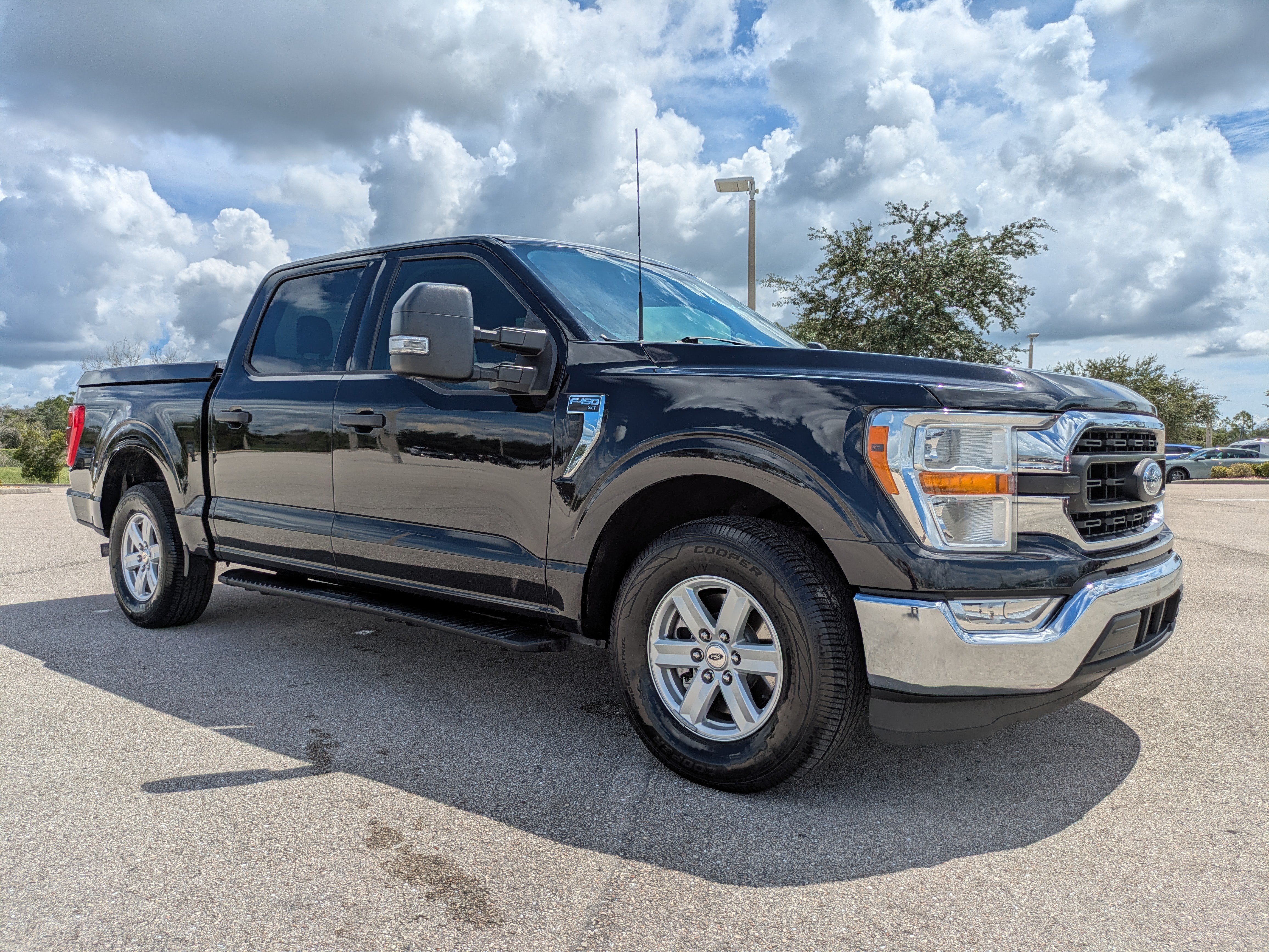 Used 2022 Ford F150 2WD SuperCrew image 2