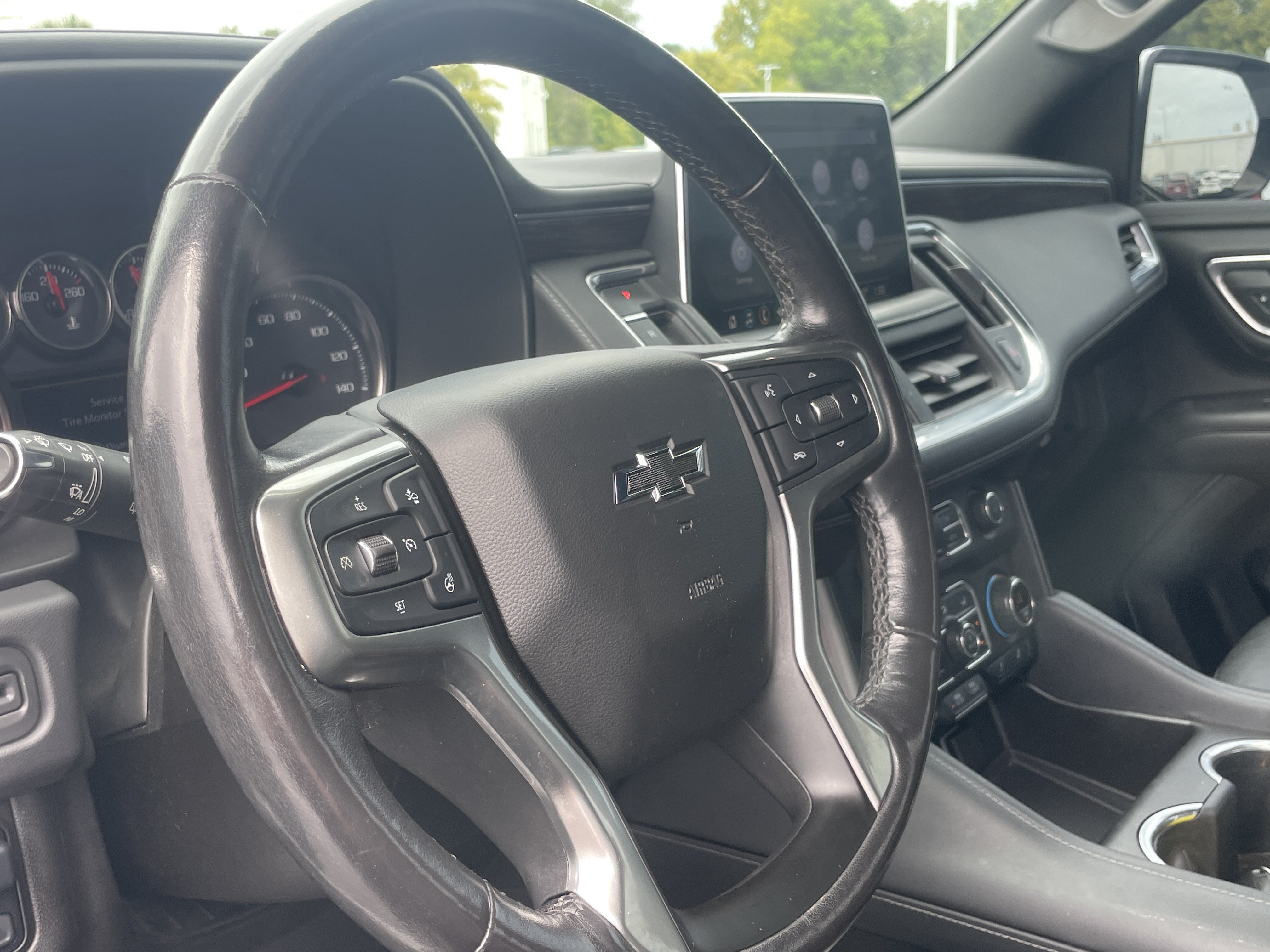 Used 2021 Chevrolet Tahoe Z71 w/ Z71 Signature Package AWD/4WD image 18