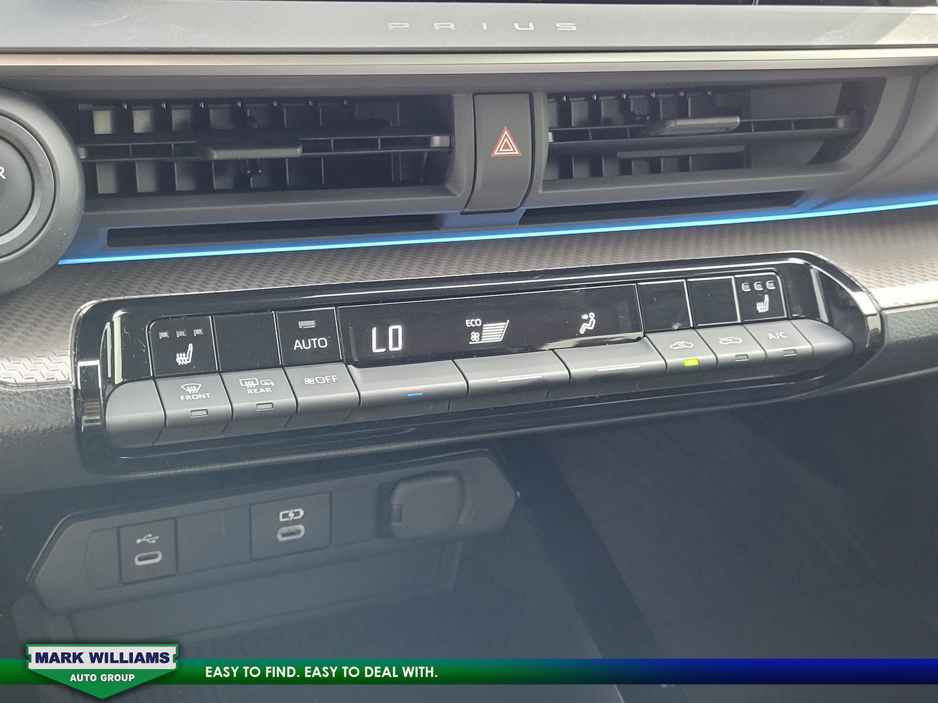 Used 2025 Toyota Prius XLE image 24