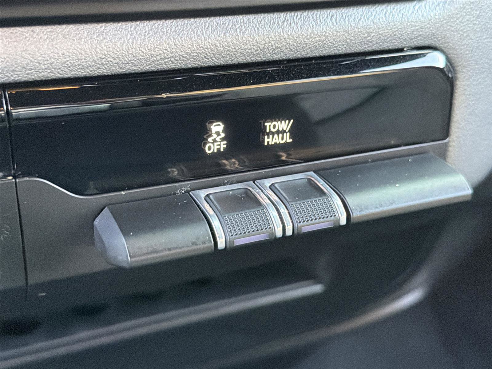 Used 2024 RAM 2500 Big Horn w/ Bed Utility Group AWD/4WD image 29