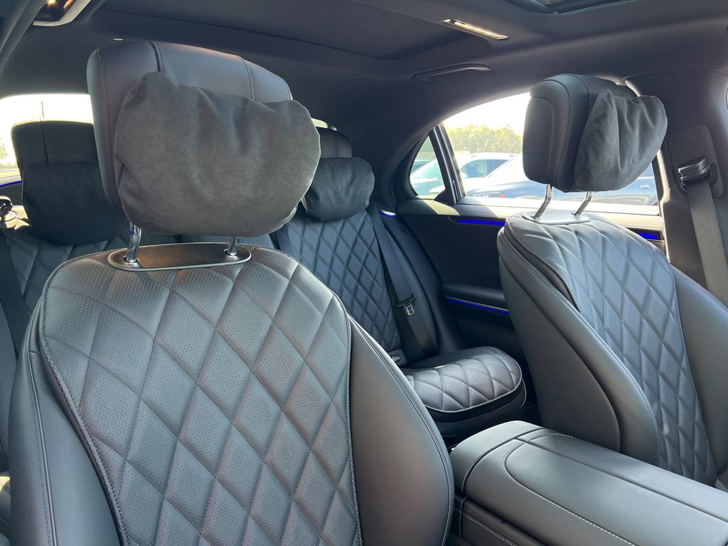 Used 2024 Mercedes-Benz S 580 4MATIC Sedan w/ AMG Line image 25