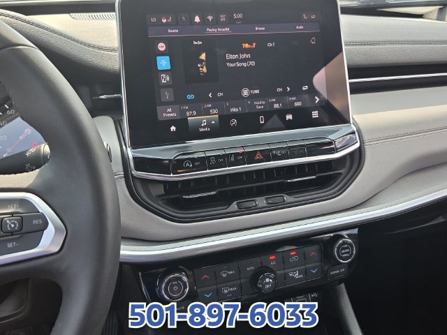 Used 2025 Jeep Compass Limited AWD/4WD image 17