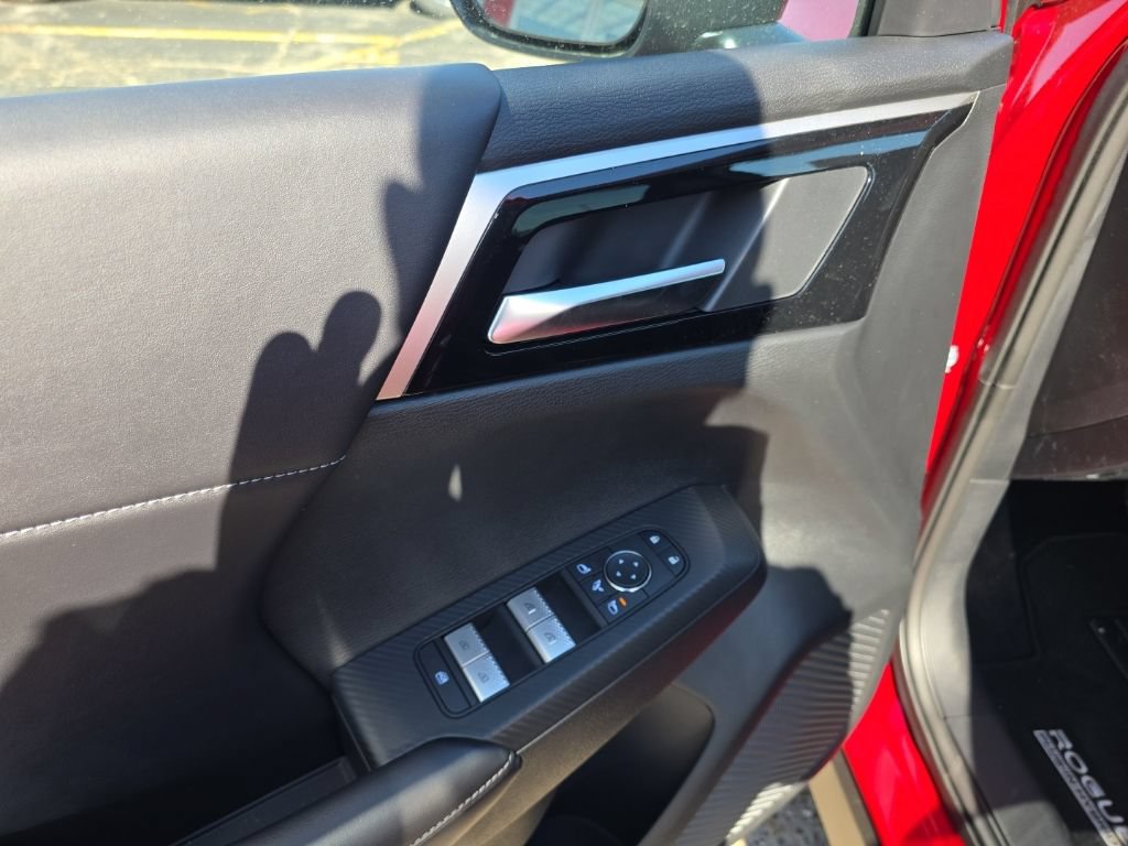 New 2026 Nissan Rogue SL AWD/4WD image 16