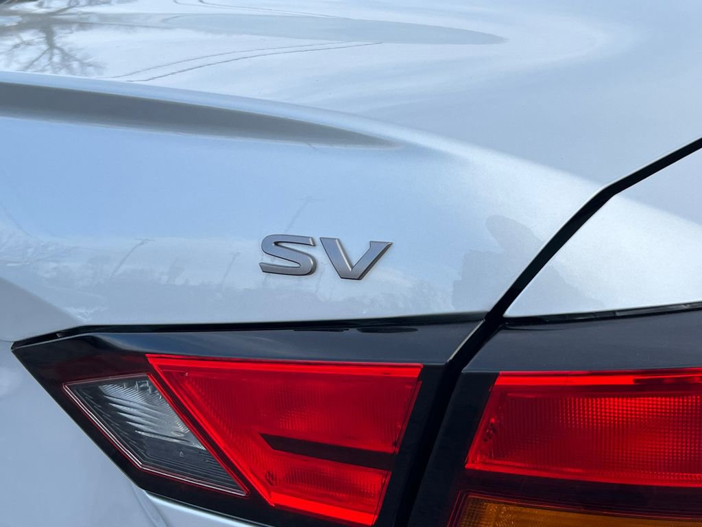 Used 2024 Nissan Altima 2.5 SV image 6