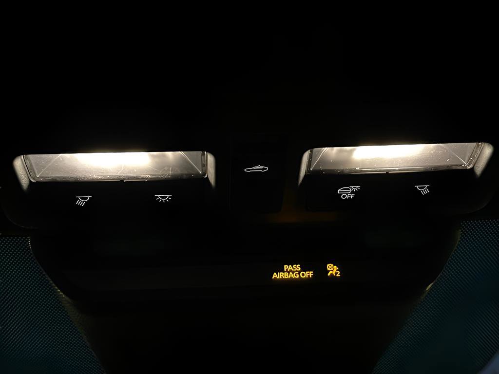 Used 2023 MAZDA MAZDA3 s image 35