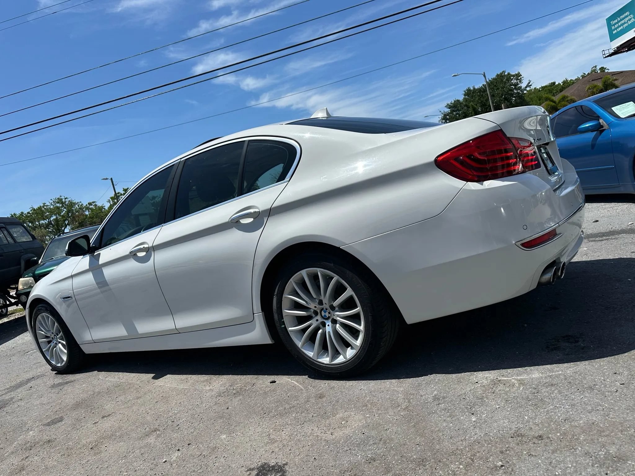 Used 2014 BMW 528i xDrive Sedan AWD/4WD image 4