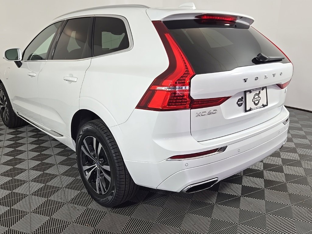 Used 2021 Volvo XC60 T8 Inscription Expression image 16