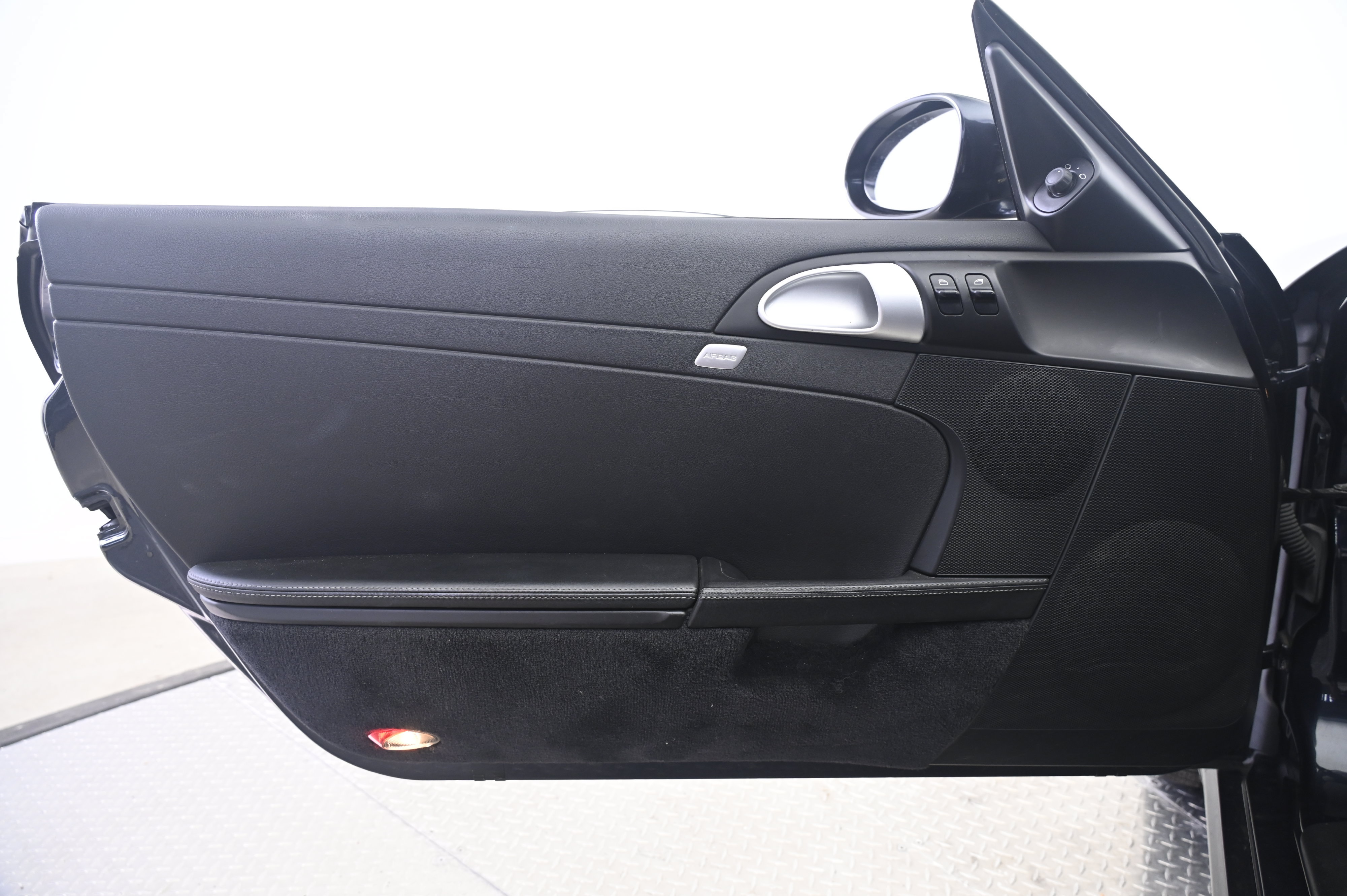 Used 2007 Porsche Cayman S RWD image 22