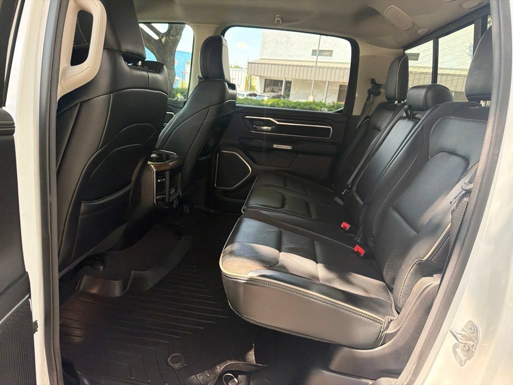 Used 2022 RAM 1500 Laramie AWD/4WD image 22