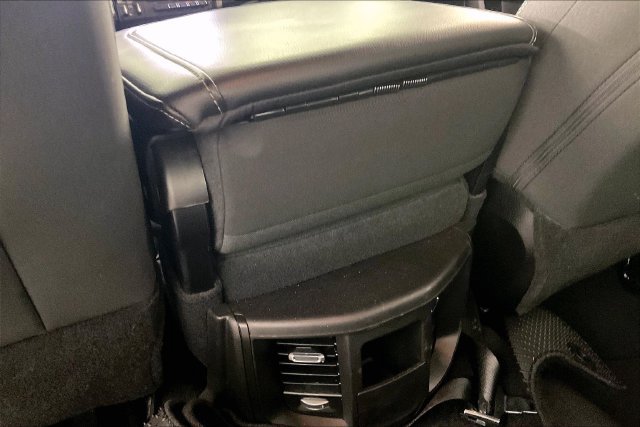 Used 2026 RAM 2500 Big Horn AWD/4WD image 3