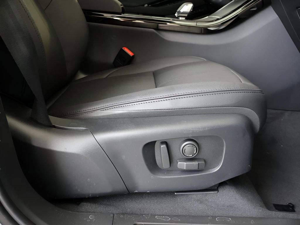New 2026 Land Rover Range Rover Evoque Dynamic SE image 21