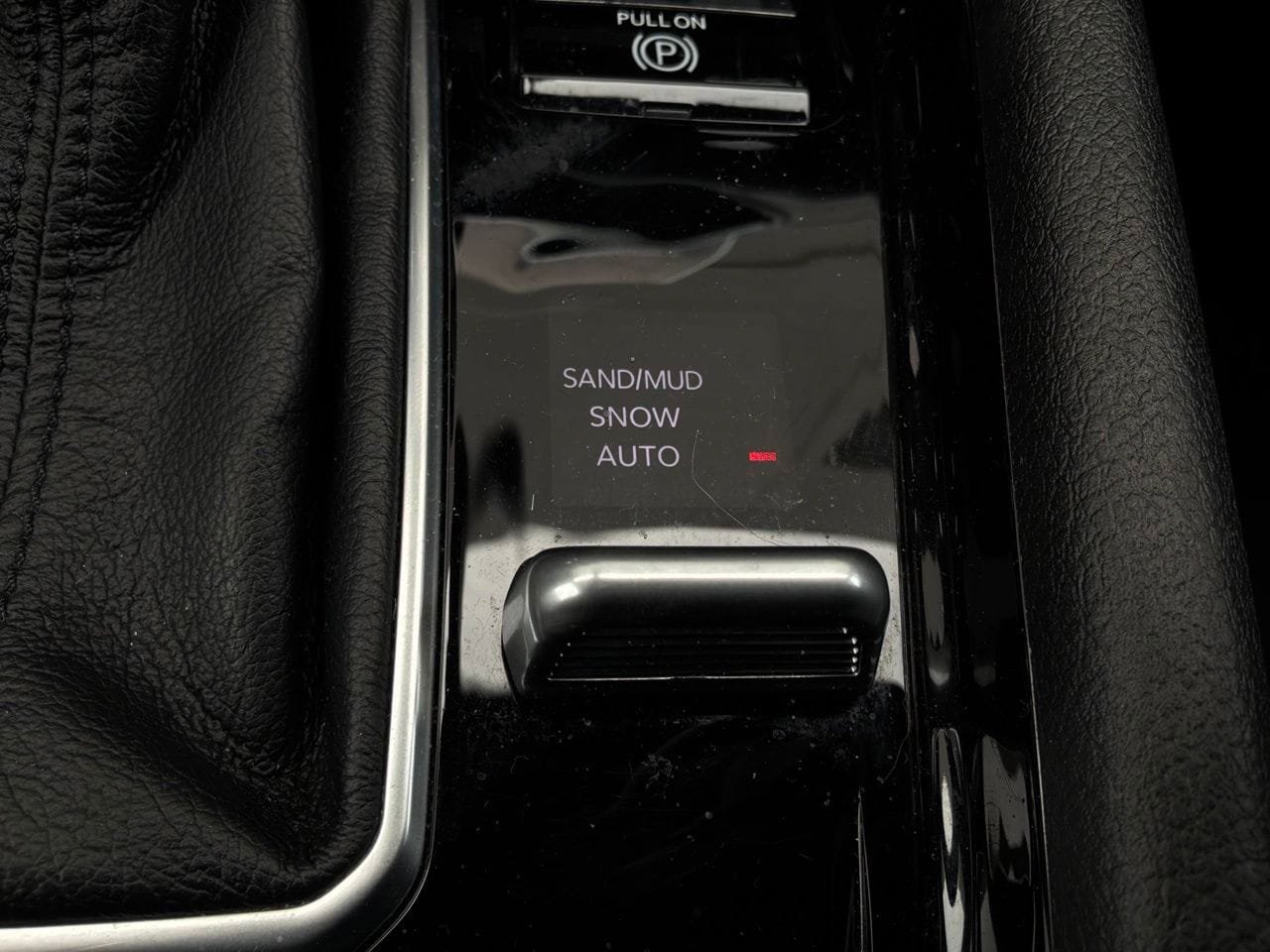 Used 2025 Jeep Compass Limited AWD/4WD image 24