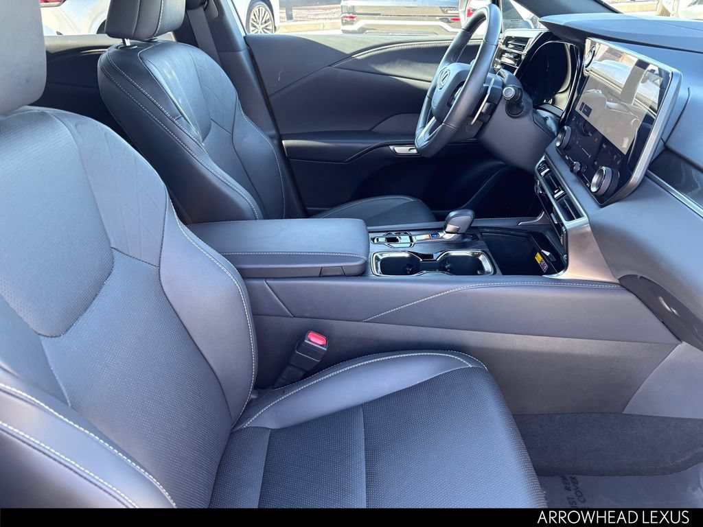 Used 2025 Lexus RX 350 w/ Convenience Package AWD/4WD image 12