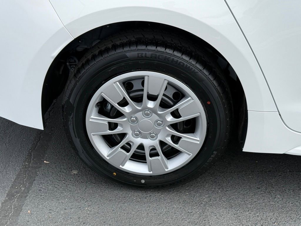 Used 2025 Toyota Corolla LE w/ Convenience Package image 14