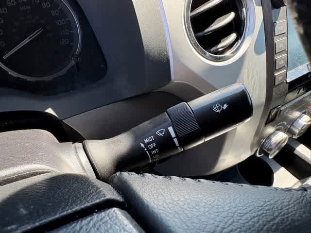 Used 2020 Toyota Tundra SR5 w/ SR5 Leather Package RWD image 17