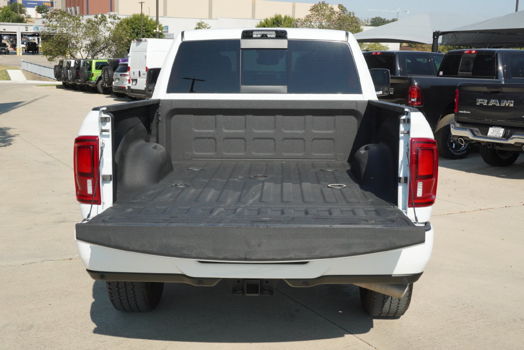Used 2025 RAM 3500 Longhorn AWD/4WD image 36